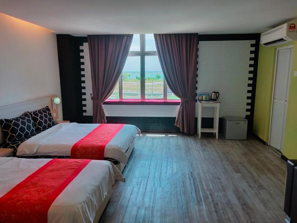 N&L Hotel Kuala Terengganu Exteriör bild