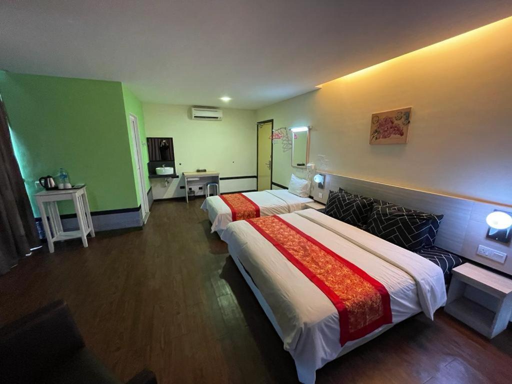 N&L Hotel Kuala Terengganu Exteriör bild