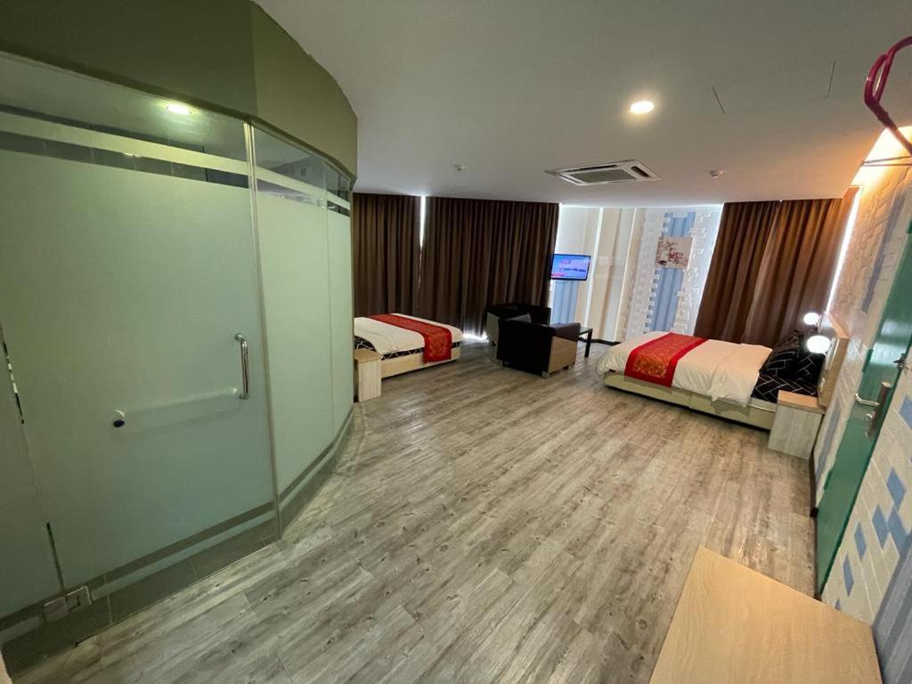 N&L Hotel Kuala Terengganu Exteriör bild